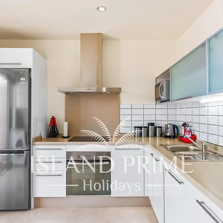 Apartment Family In Luxury Complex In La Caleta Mg5 *