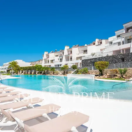 Family In Luxury Complex In La Caleta Mg5 Costa Adeje (Tenerife)