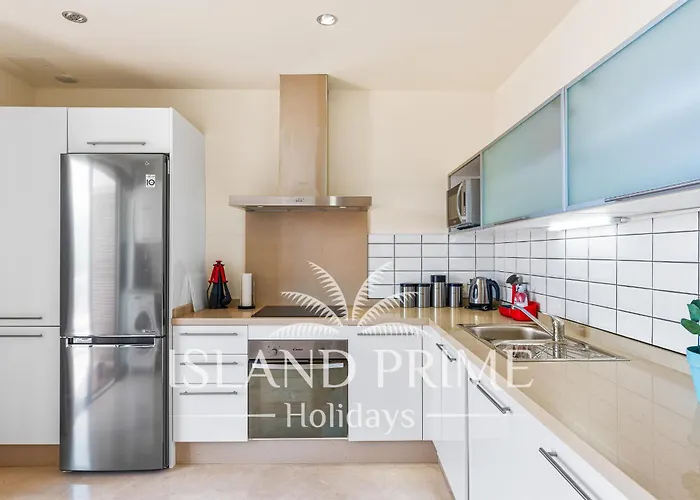 Apartment Family In Luxury Complex In La Caleta Mg5 *