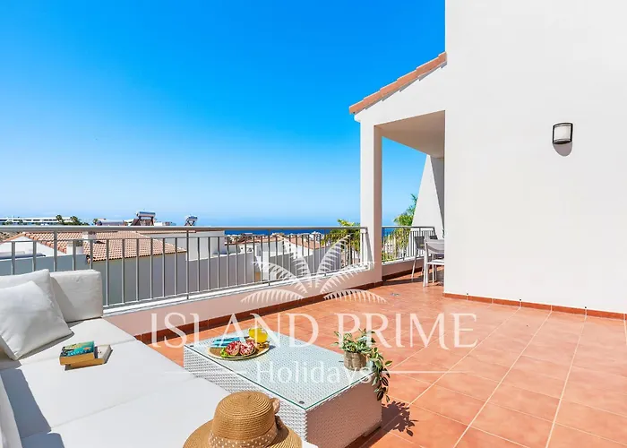 Family In Luxury Complex In La Caleta Mg5 Apartment *