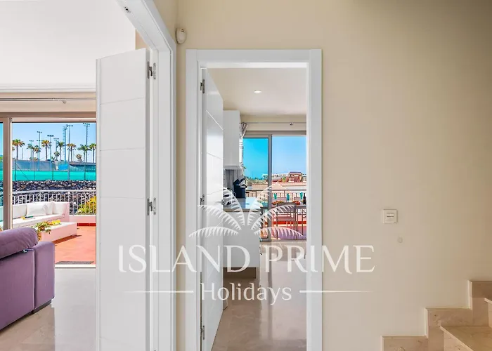 Family In Luxury Complex In La Caleta Mg5 Apartment *