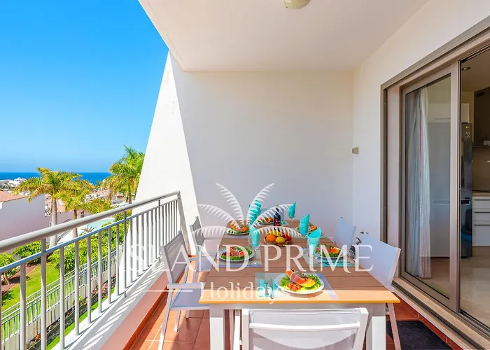 Family In Luxury Complex In La Caleta Mg5 Costa Adeje (Tenerife)